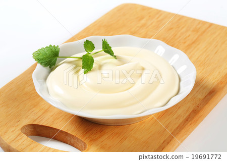 Mayonnaise salad dressing Mayonnaise salad dressing 19691772