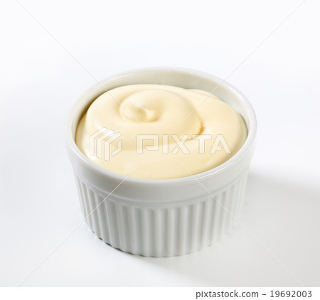 Thick white cream Thick white cream 19692003