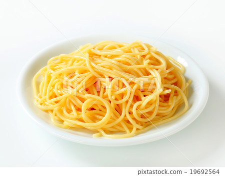 Boiled spaghetti 19692564