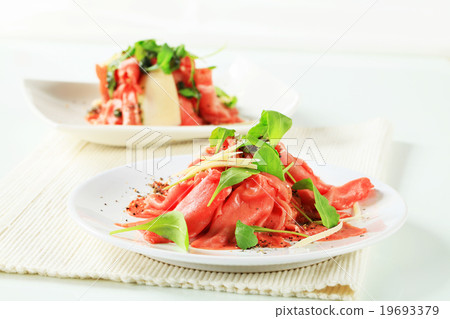 Beef Carpaccio 19693379