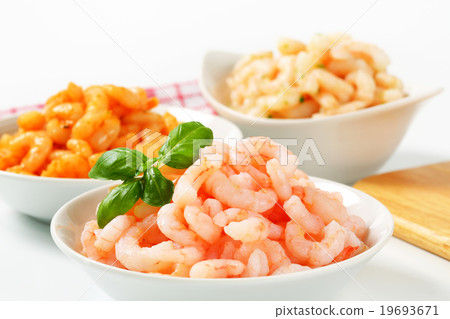 Plain and seasoned shrimps Plain and seasoned shrimps 19693671