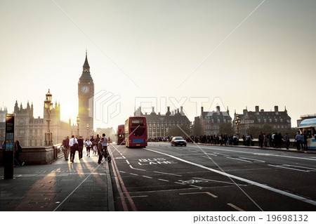Westminster Bridge at sunset, London, UK 19698132