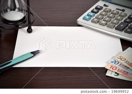 blank paper on a table 19699952
