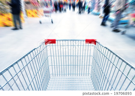 Empty trolley in supermarket 19706893