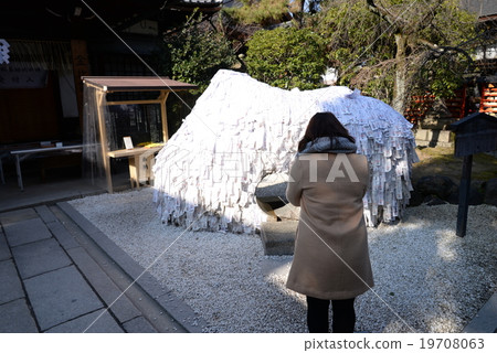 Kyoto Yasui Kinrara Shrine 19708063