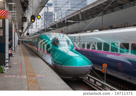 Tokyo,Japan-April 1,2015:E5 Series Shinkansen 19711371