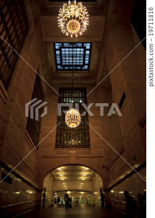 Grand Central Station 19711816