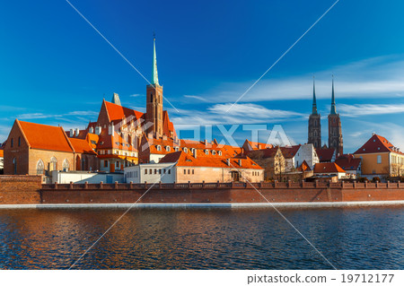 Cathedral Island in the morning, Wroclaw, Poland 19712177