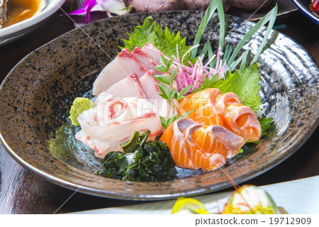 Three color sashimi Three color sashimi 19712909