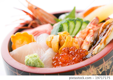 Sushi shop's seafood chili sushi Sushi shop's seafood chili sushi 19717175