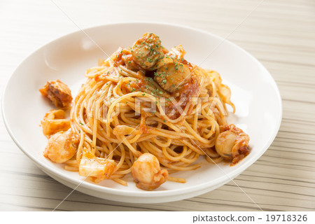 Tomato pasta Tomato pasta 19718326