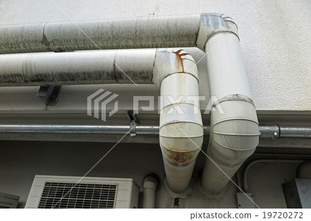 Bending duct pipe 19720272