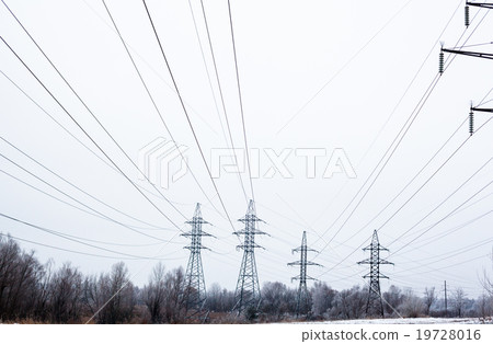 Electricity pylons and power lines  19728016