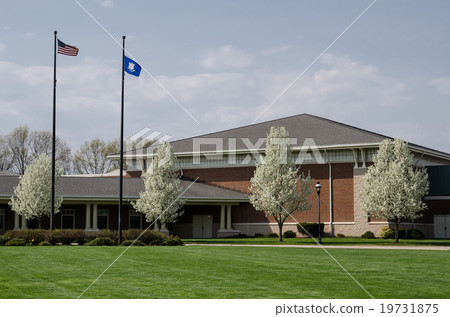 Middle school 19731875