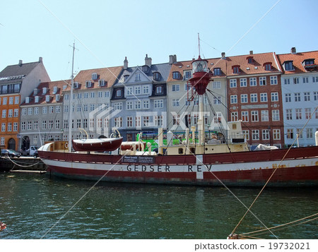 Nyhavn的水邊丹麥哥本哈根 Nyhavn的水邊丹麥哥本哈根 19732021