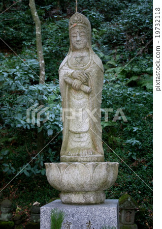 參觀Nichiren Sen最古老的寺廟Myoji寺廟 19732118