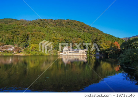 Golden Lake 19732140