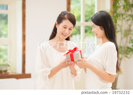 兩代美女形象 19732232