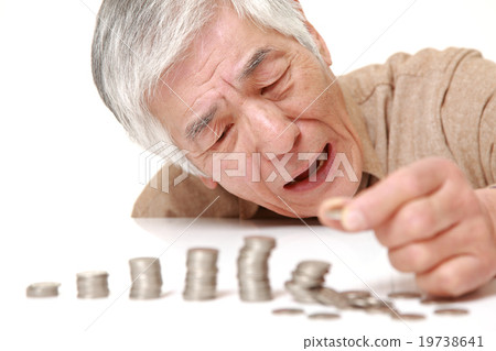 Elderly who failed asset management 19738641