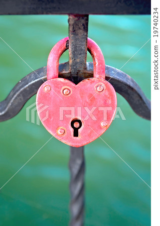 Castle in heart-shaped red Castle in heart-shaped red 19740234
