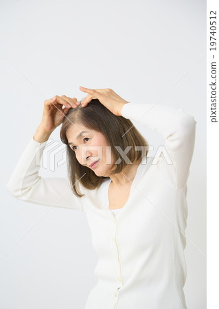 Senior women negative image 19740512