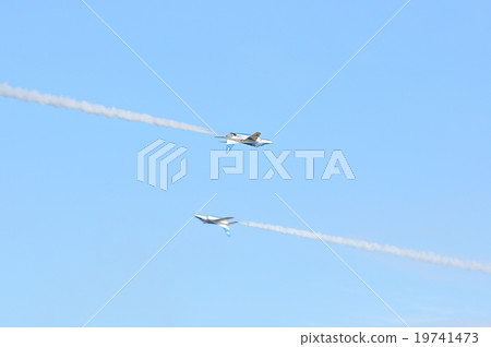 Acrobatic flight Acrobatic flight 19741473