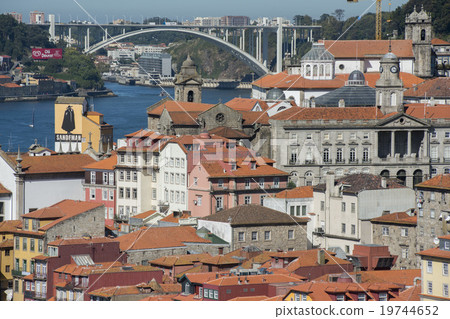 EUROPE PORTUGAL PORTO RIBEIRA OLD TOWN DOURO RIVER EUROPE PORTUGAL PORTO RIBEIRA OLD TOWN DOURO RIVER 19744652