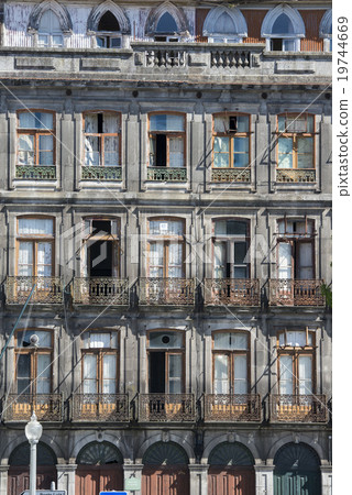 EUROPE PORTUGAL PORTO RIBEIRA PARCA DA LIBERDADE EUROPE PORTUGAL PORTO RIBEIRA PARCA DA LIBERDADE 19744669