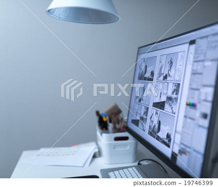 Comic image (original comic) 19746399