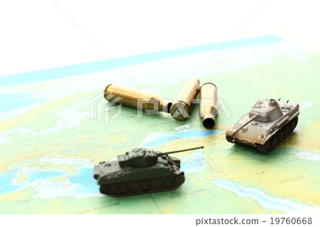 Map and tank 19760668