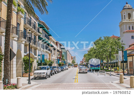 Beautiful streets of West Palm Beach 19760852