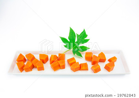 Sweet papaya slice on white ceramic dish bord 19762843
