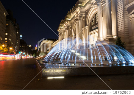 David H Koch Plaza David H Koch Plaza 19762963