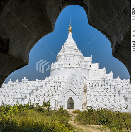 White pagoda of Hsinbyume in Mingun, Myanmar White pagoda of Hsinbyume in Mingun, Myanmar 19788202