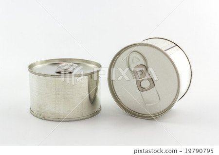 Closeup aluminum tin can. 19790795