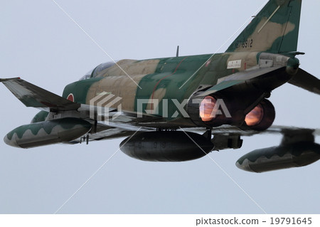 空中自衛隊戰鬥機起飛加力RF-4E 19791645