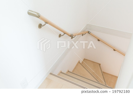 新建的樓梯扶手 新建的樓梯扶手 19792180