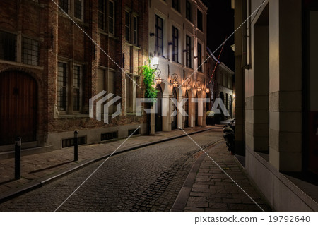 Night view of Bruges Night view of Bruges 19792640