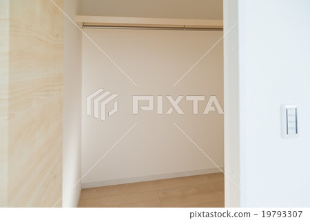 Newly constructed image closet New 19793307