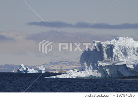 Arctic iceberg Arctic iceberg 19794190