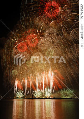 Onahama fireworks festival 19794582