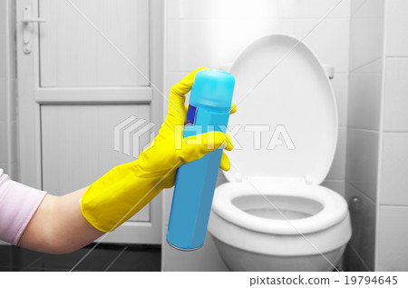 air freshner in hand air freshner in hand 19794645
