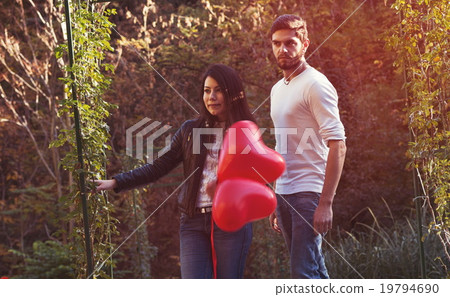couple in park couple in park 19794690