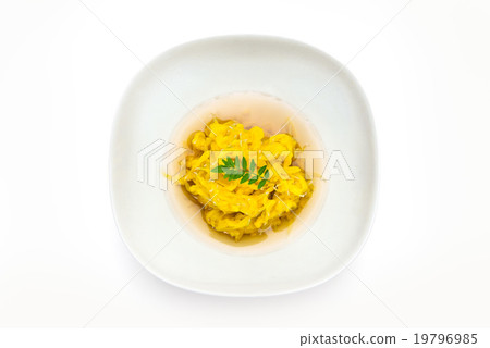 edible chrysanthemum 19796985