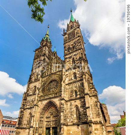 St. Lorenz Church in Nuremberg - Germany, Bavaria 19798496