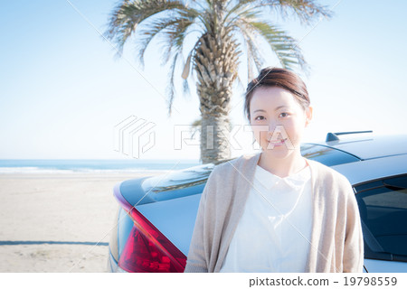驅動海灘女性 19798559