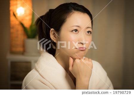 Night care women Night care women 19798729