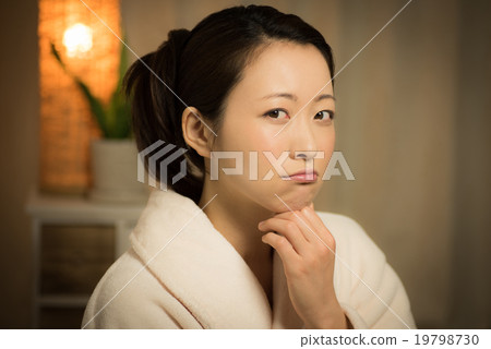 Night care women Night care women 19798730
