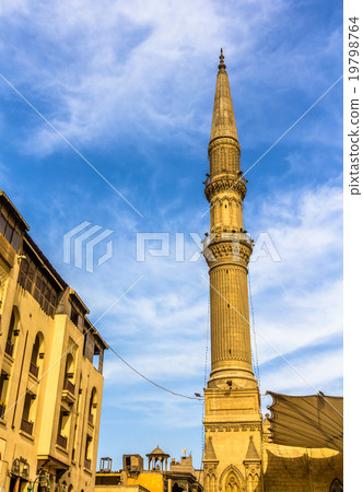 Minaret of the Al-Hussein Mosque in Cairo - Egypt 19798764