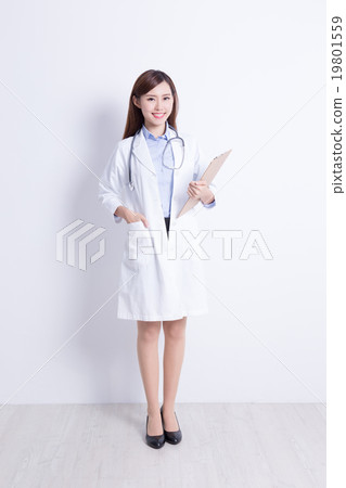 Smile woman doctor 19801559